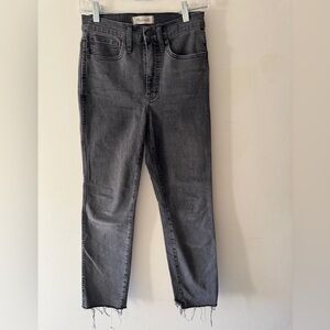 Madewell Stovepipe Jeans in Cement Wash: Raw-Hem Edition